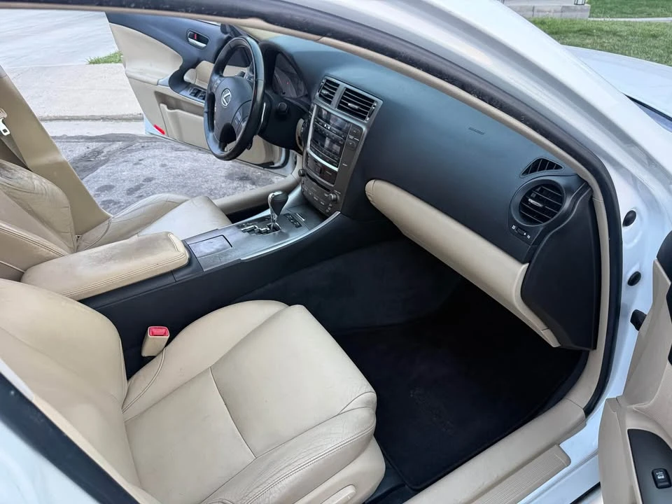 2007 Lexus IS 2nd Gen - Image 14 of 19