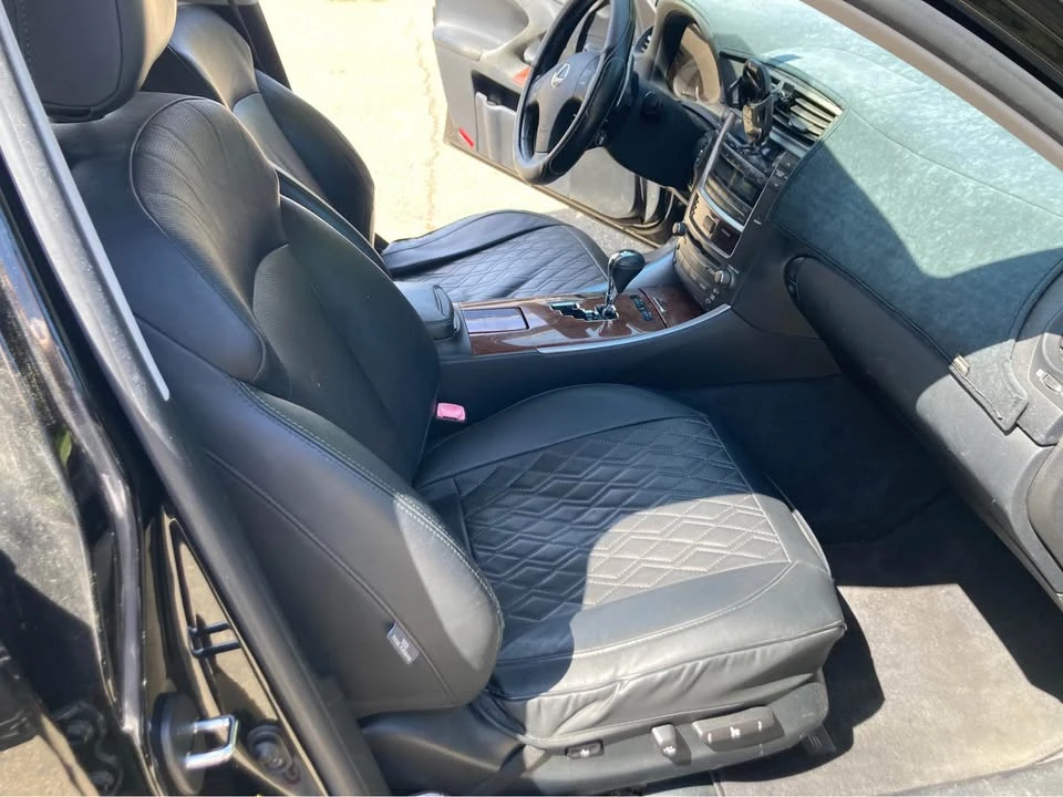 2007 Lexus IS 2nd Gen - Image 9 of 11