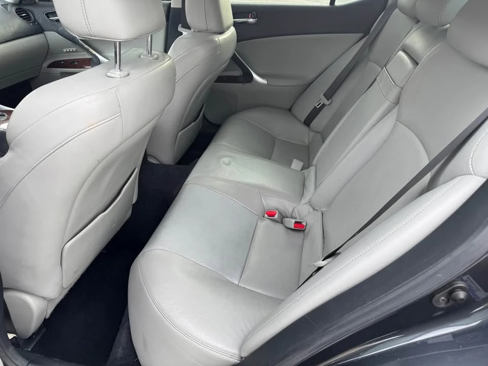 2007 Lexus IS 2nd Gen - Image 5 of 9