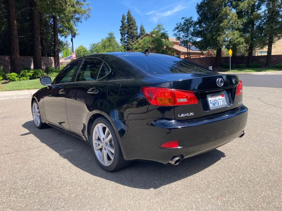 2007 Lexus IS 2nd Gen - Image 2 of 11