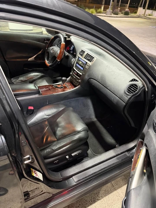 2007 Lexus IS 2nd Gen - Image 7 of 10