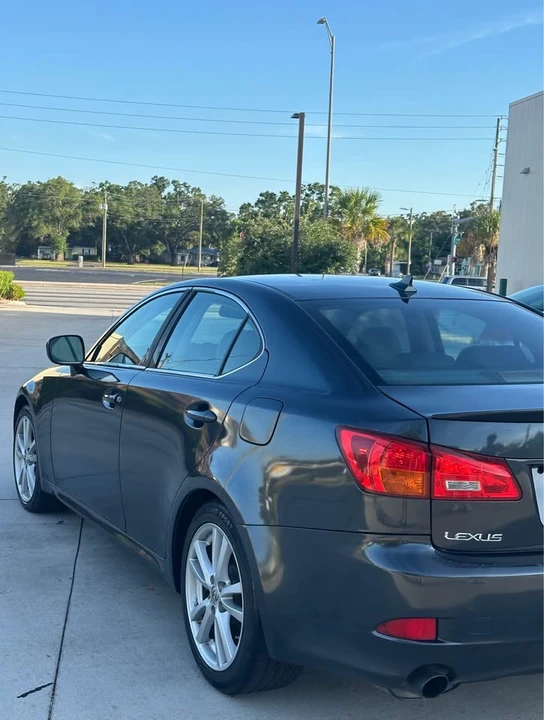 2007 Lexus IS 2nd Gen - Image 5 of 16