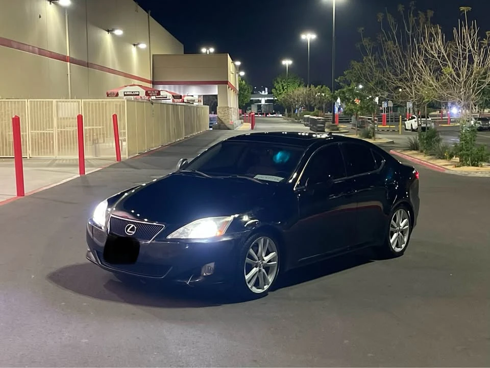 2007 Lexus IS 2nd Gen - Image 8 of 9