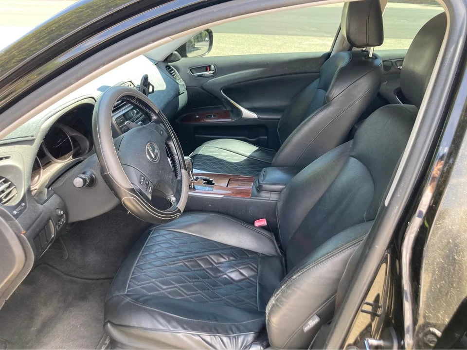 2007 Lexus IS 2nd Gen - Image 8 of 11