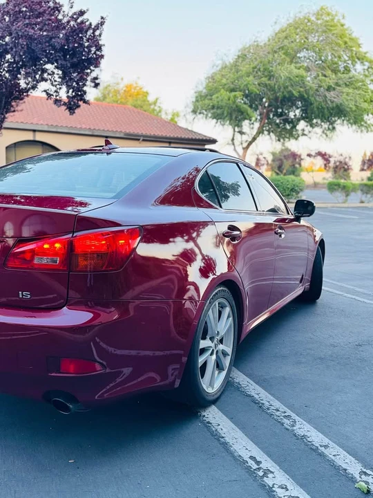 2007 Lexus IS 2nd Gen - Image 5 of 15