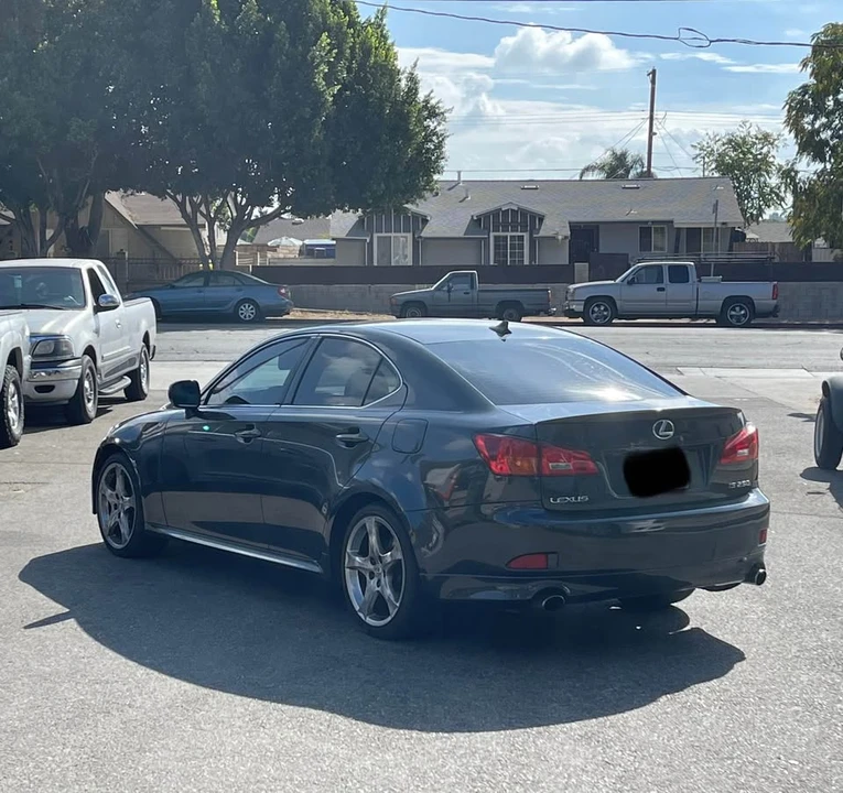 2007 Lexus IS 2nd Gen - Image 2 of 10
