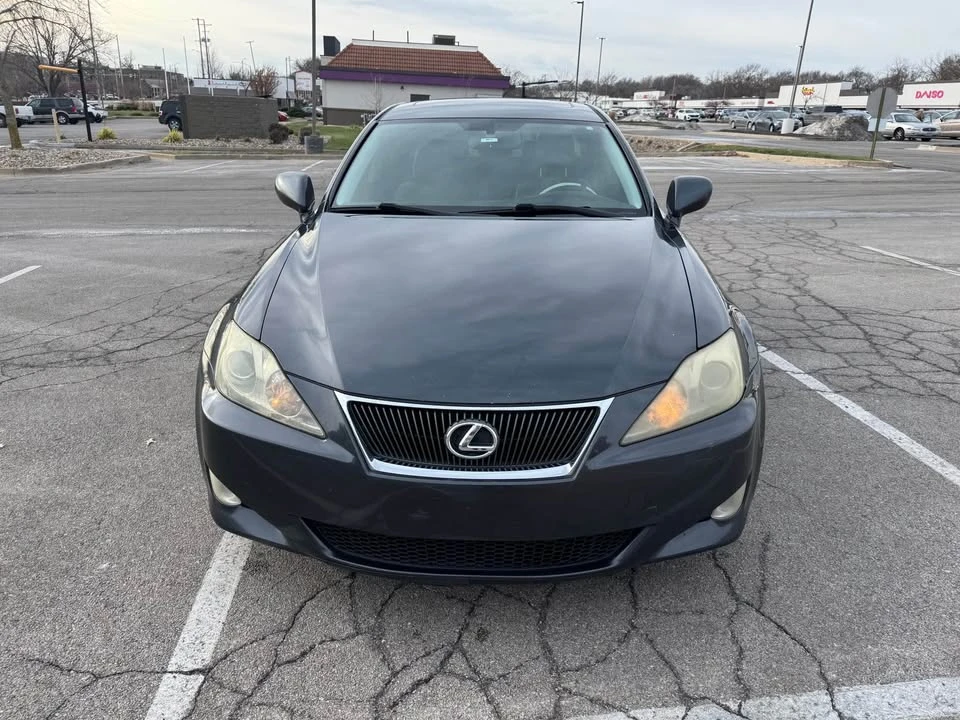 2007 Lexus IS 2nd Gen - Image 2 of 9