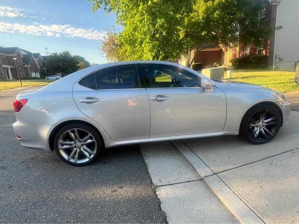 2007 Lexus IS 2nd Gen - Image 3 of 15