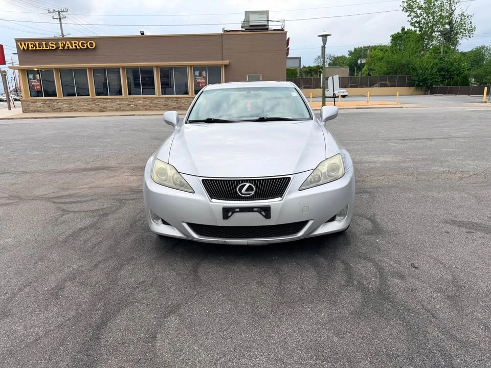 2007 Lexus IS 2nd Gen - Image 2 of 12