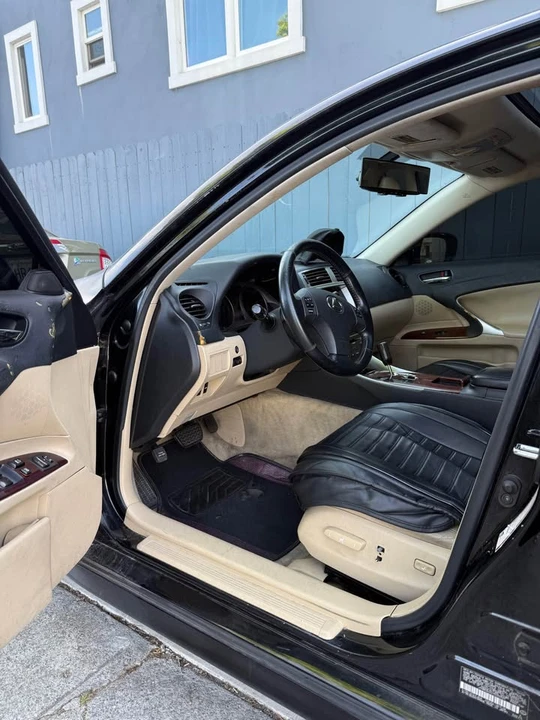 2007 Lexus IS 2nd Gen - Image 4 of 7