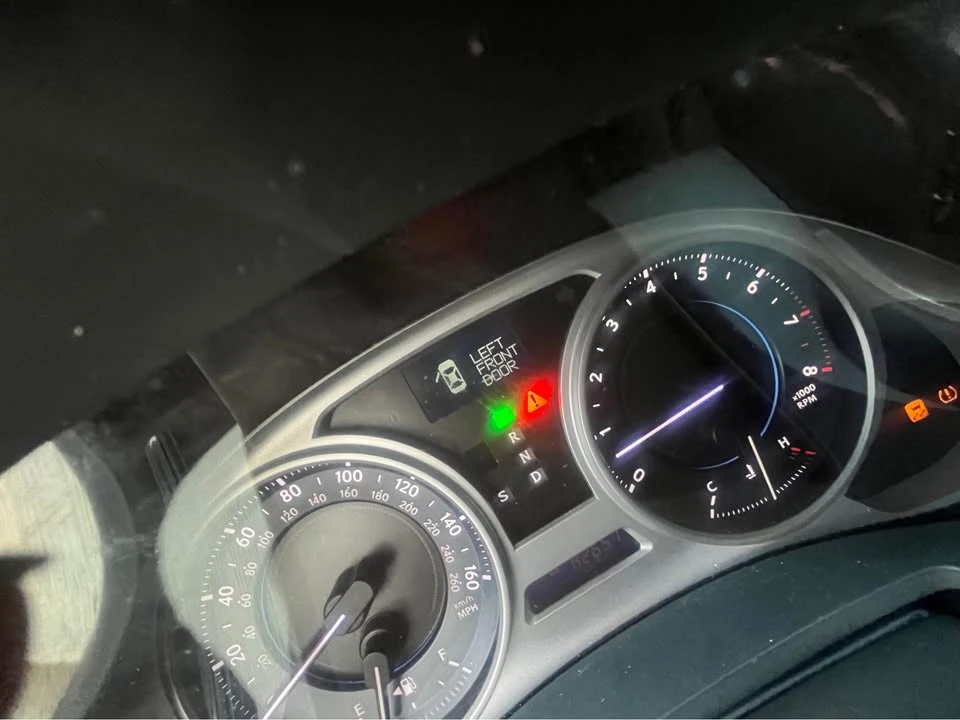 2007 Lexus IS 2nd Gen - Image 10 of 15