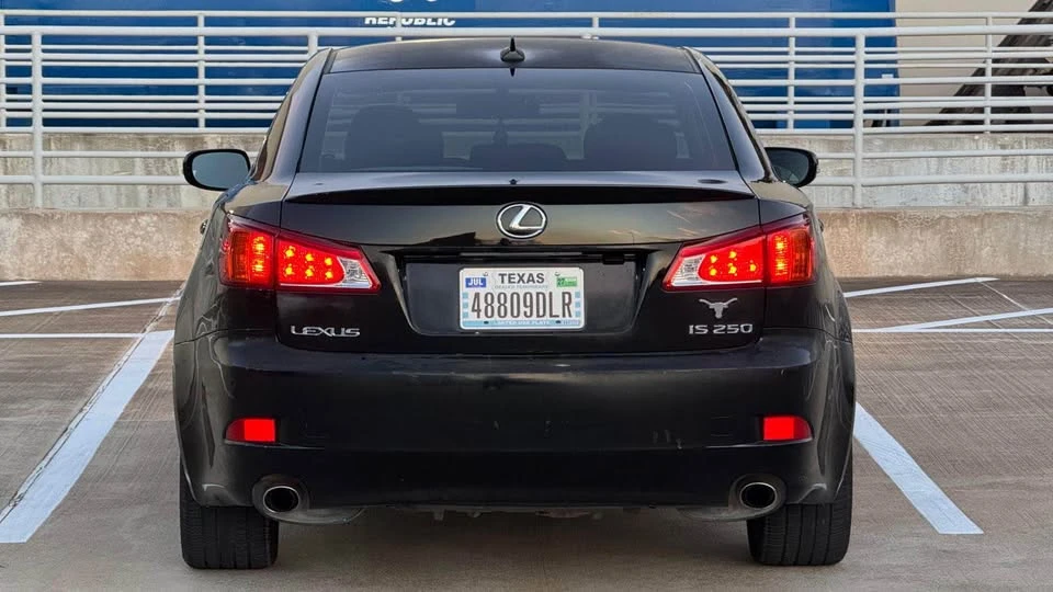 2007 Lexus IS 2nd Gen - Image 7 of 14