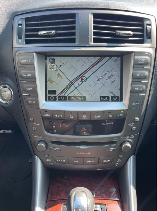 2007 Lexus IS 2nd Gen - Image 5 of 10