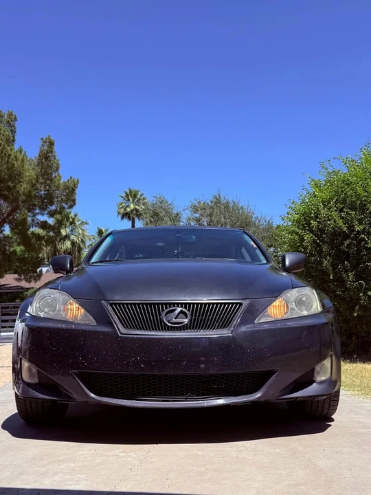 2007 Lexus IS 2nd Gen - Image 2 of 7