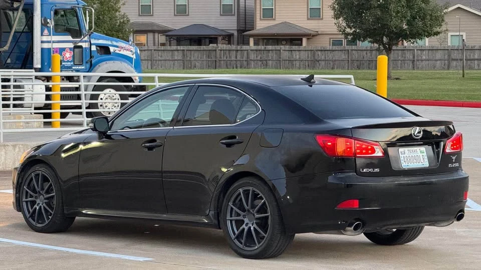 2007 Lexus IS 2nd Gen - Image 5 of 14