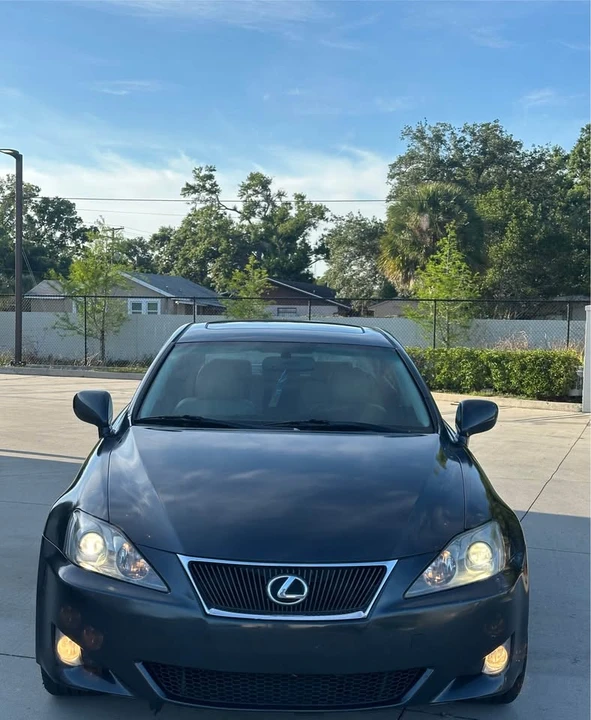 2007 Lexus IS 2nd Gen - Image 3 of 16