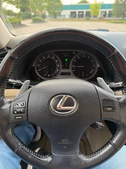 2007 Lexus IS 2nd Gen - Image 12 of 14