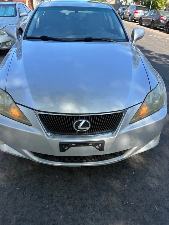 2007 Lexus IS 2nd Gen - Image 4 of 6