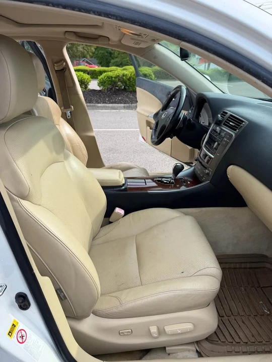 2007 Lexus IS 2nd Gen - Image 5 of 14