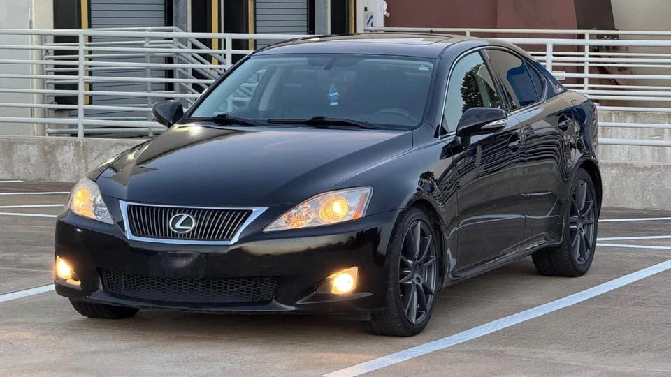 2007 Lexus IS 2nd Gen - Image 2 of 14