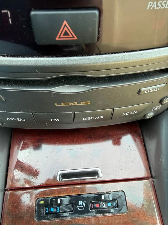 2007 Lexus IS 2nd Gen - Image 10 of 14