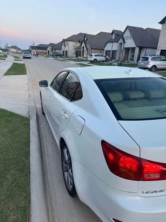 2007 Lexus IS 2nd Gen - Image 5 of 16