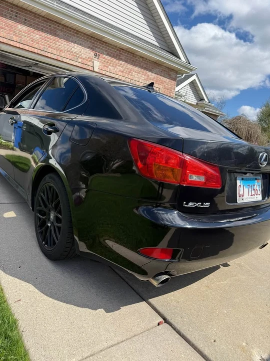 2007 Lexus IS 2nd Gen - Image 2 of 4