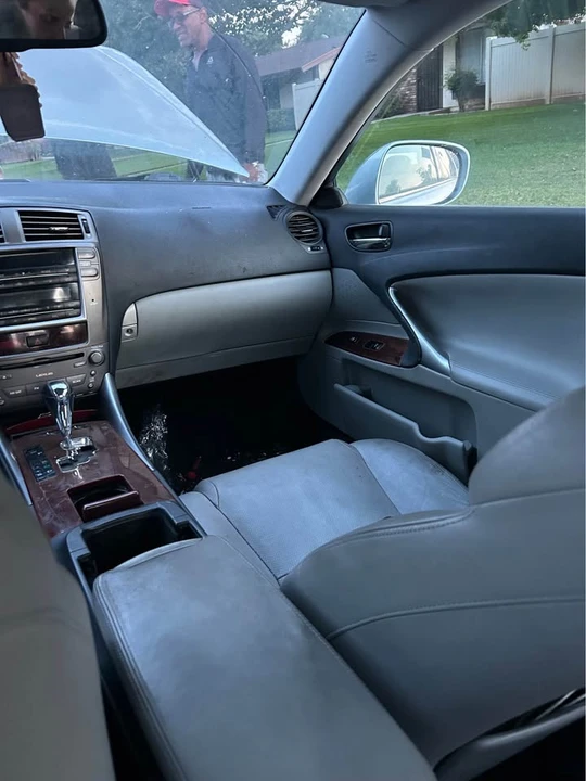 2007 Lexus IS 2nd Gen - Image 7 of 10