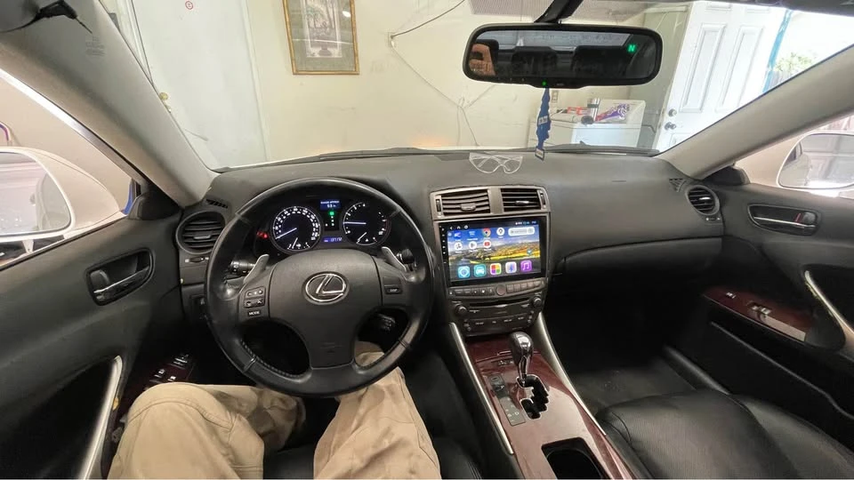 2007 Lexus IS 2nd Gen - Image 11 of 13