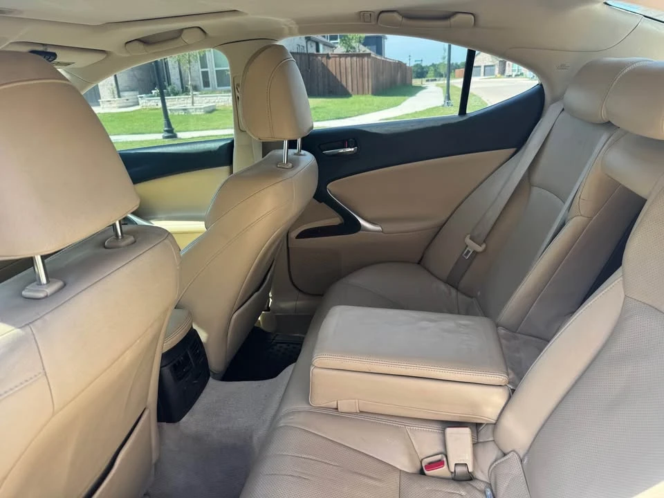 2007 Lexus IS 2nd Gen - Image 12 of 16