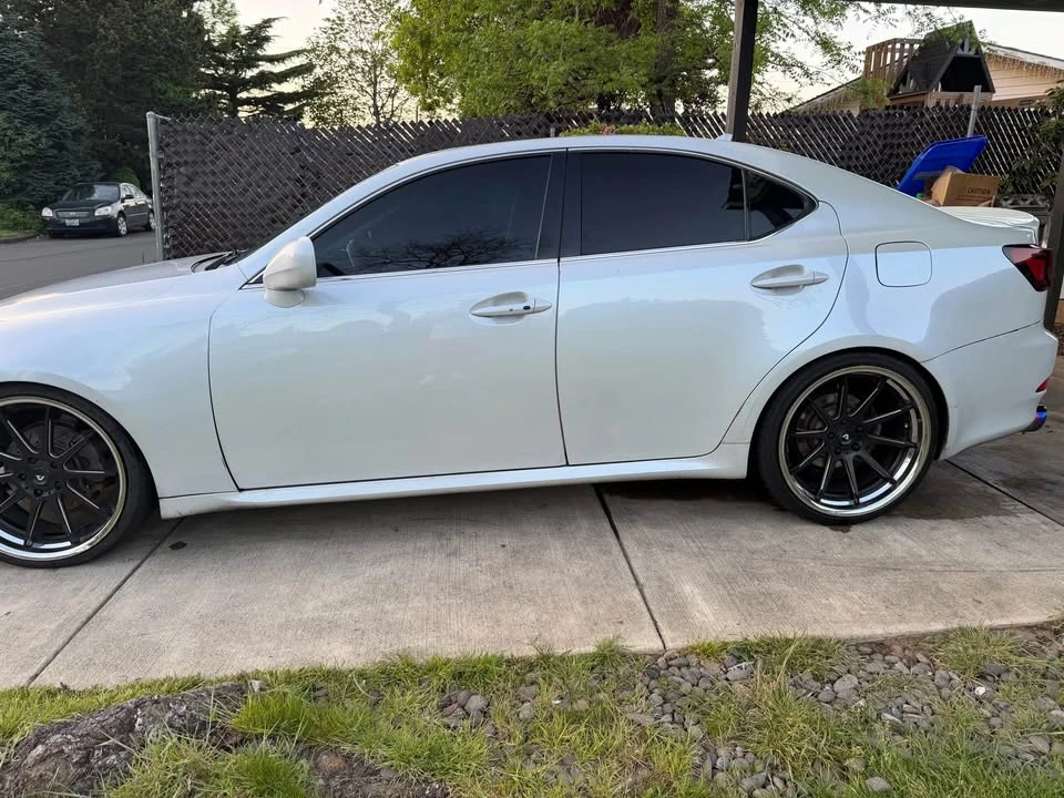 2007 Lexus IS 2nd Gen - Image 2 of 4
