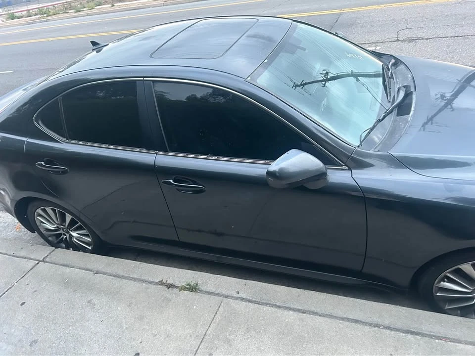 2007 Lexus IS 2nd Gen - Image 2 of 3