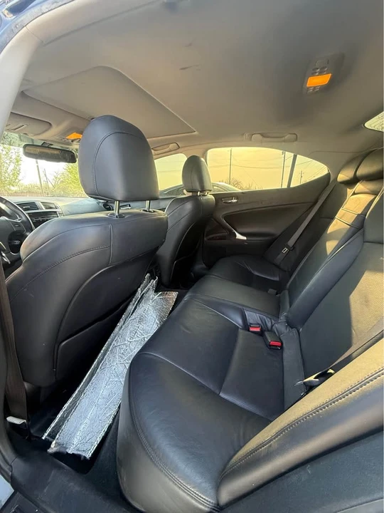 2007 Lexus IS 2nd Gen - Image 4 of 9