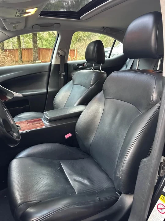2007 Lexus IS 2nd Gen - Image 11 of 20