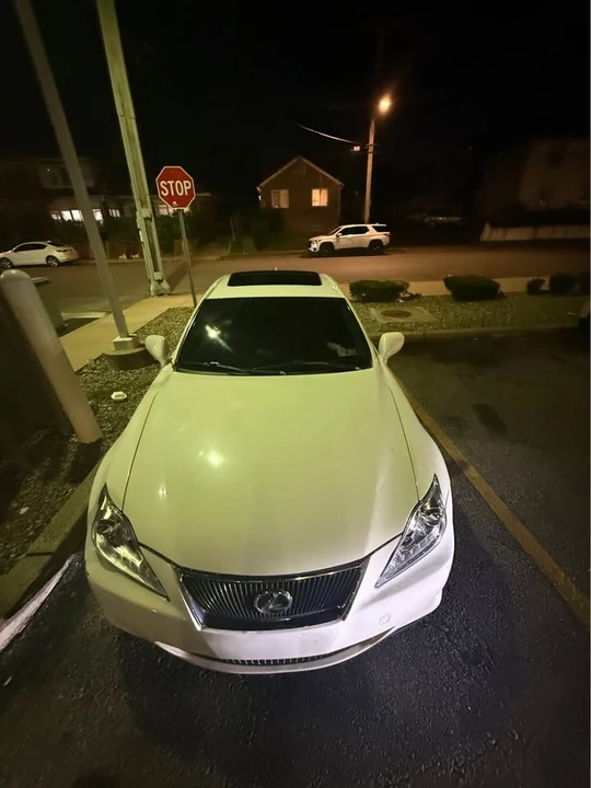 2007 Lexus IS 2nd Gen - Image 2 of 7