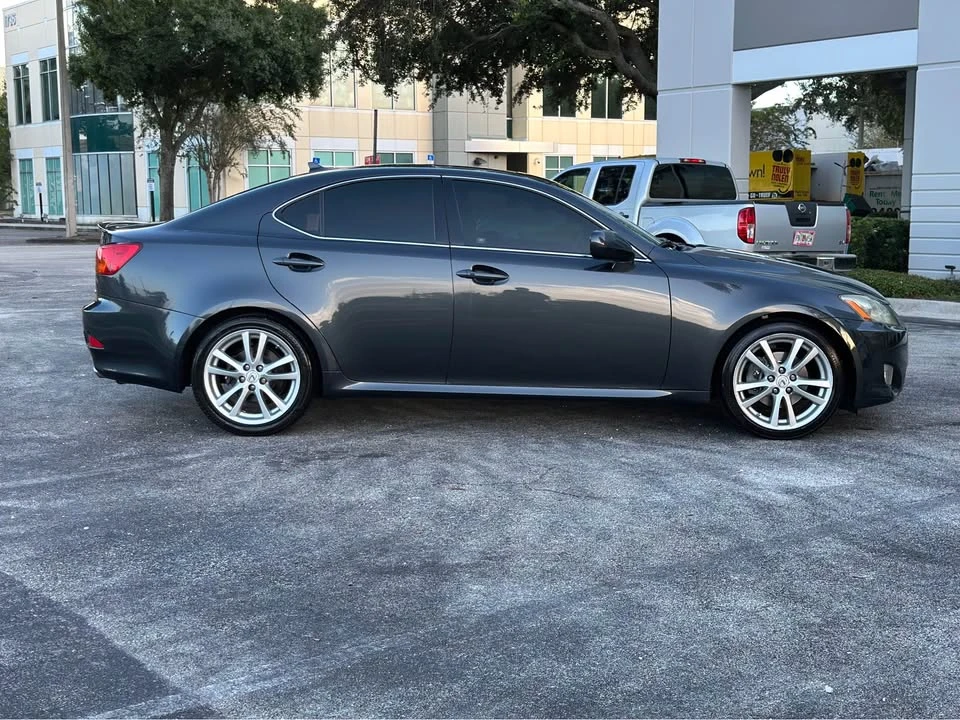 2007 Lexus IS 2nd Gen - Image 6 of 19