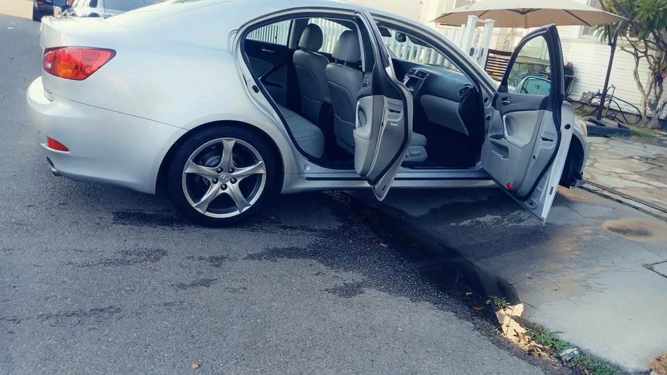2007 Lexus IS 2nd Gen - Image 10 of 20