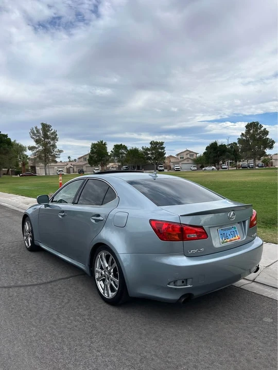 2007 Lexus IS 2nd Gen - Image 2 of 9