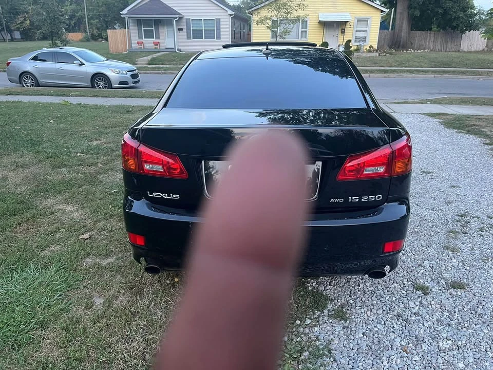 2007 Lexus IS 2nd Gen - Image 3 of 9
