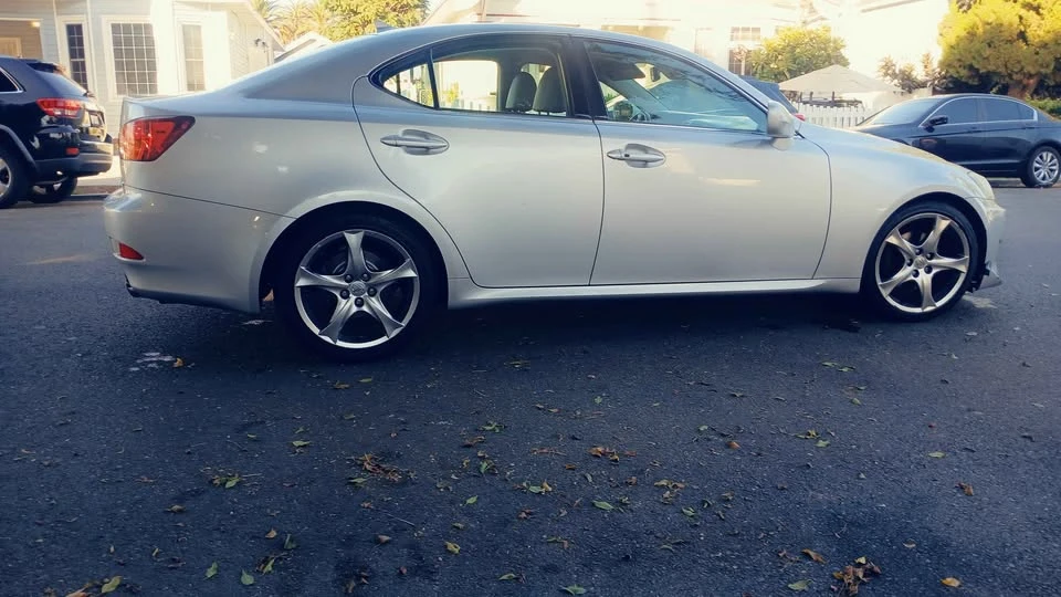 2007 Lexus IS 2nd Gen - Image 12 of 20