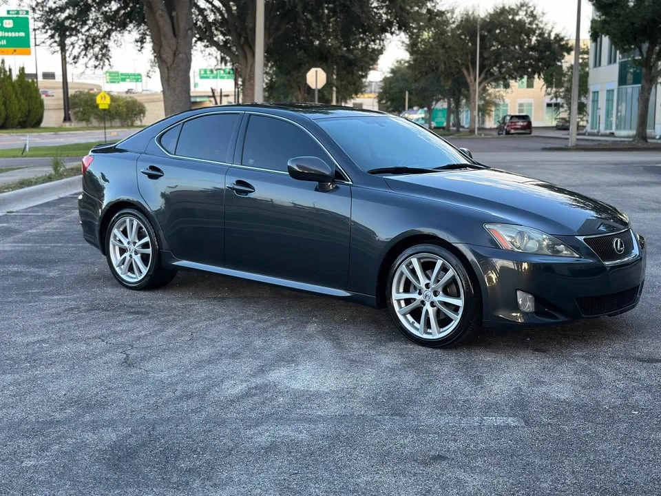 2007 Lexus IS 2nd Gen - Image 2 of 17