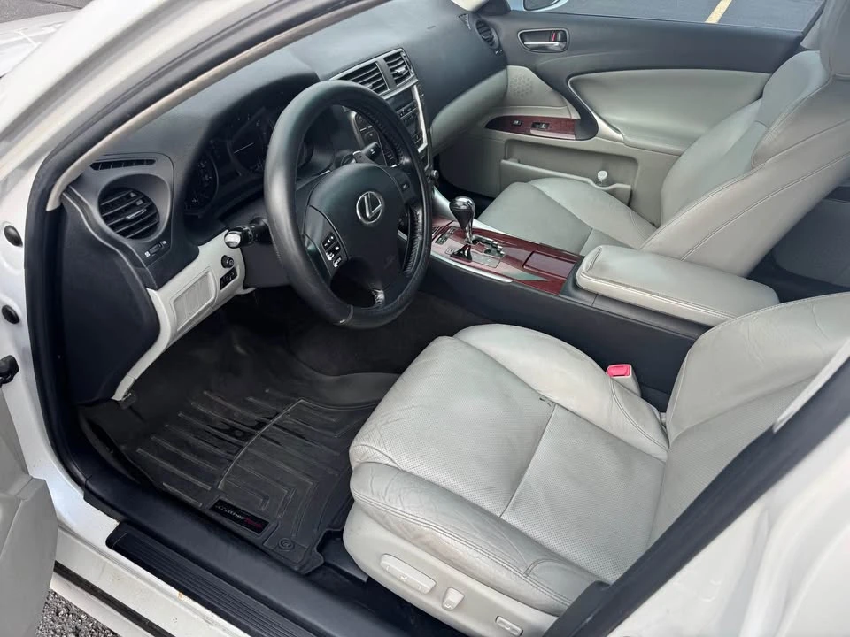 2007 Lexus IS 2nd Gen - Image 8 of 18