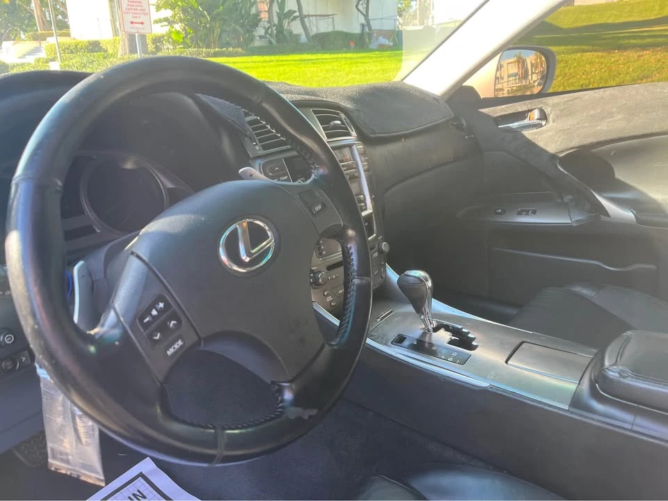 2007 Lexus IS 2nd Gen - Image 8 of 12