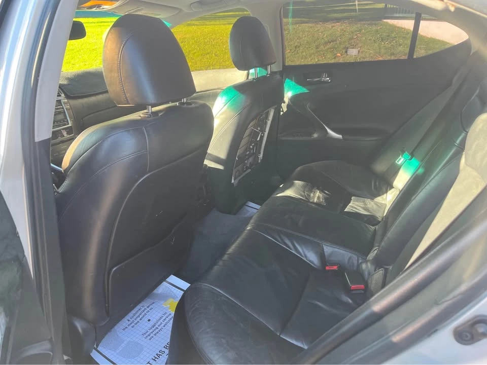 2007 Lexus IS 2nd Gen - Image 9 of 12