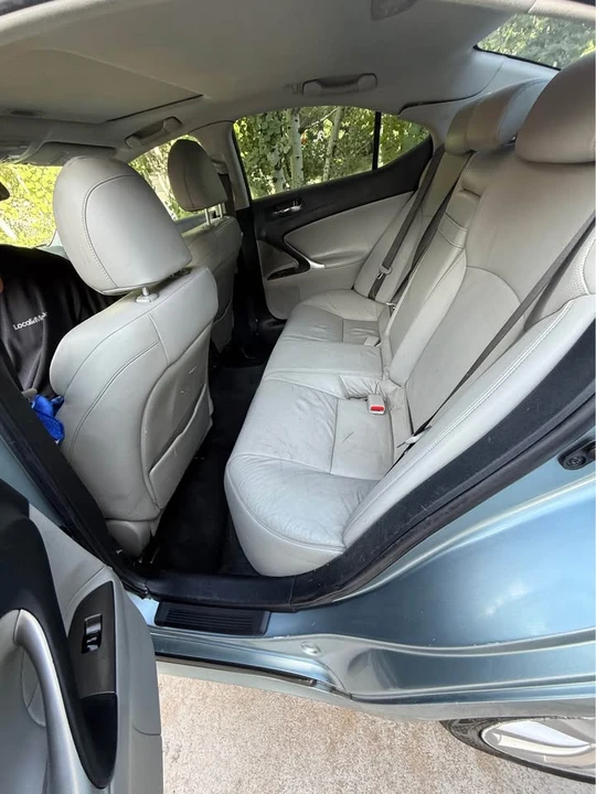 2007 Lexus IS 2nd Gen - Image 6 of 9