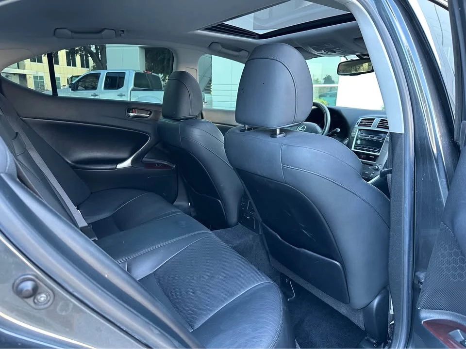 2007 Lexus IS 2nd Gen - Image 14 of 19