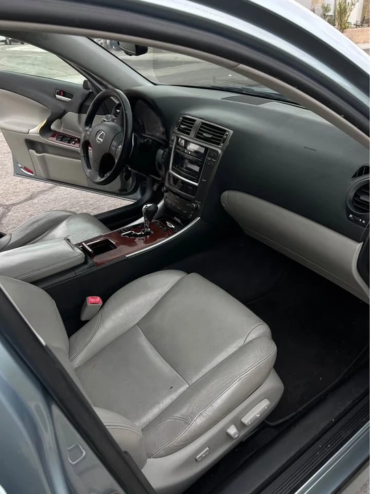 2007 Lexus IS 2nd Gen - Image 8 of 9