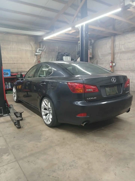 2007 Lexus IS 2nd Gen - Image 3 of 7