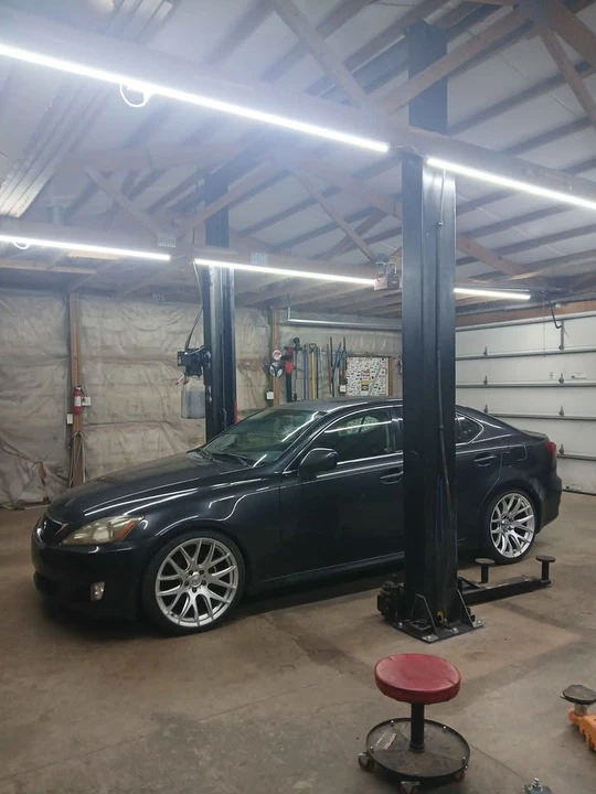 2007 Lexus IS 2nd Gen - Image 2 of 7