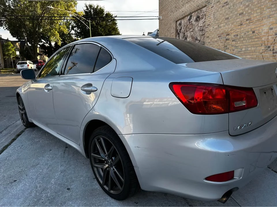 2007 Lexus IS 2nd Gen - Image 6 of 10